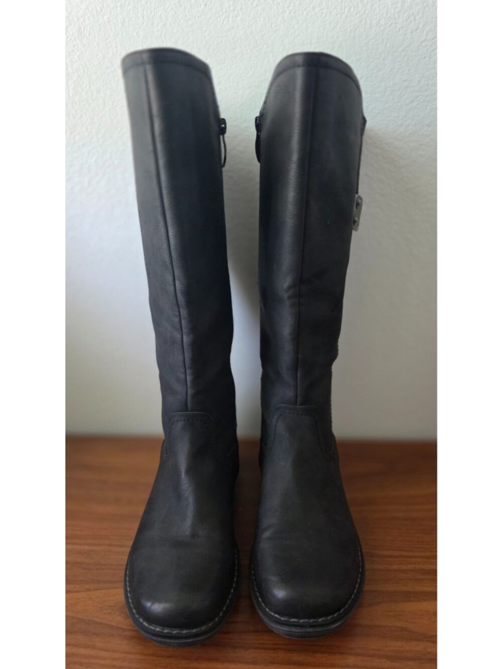Extreme By Eddie Marc DELILAH Black Knee-High Faux Leather Side-Zip Boots Sz 8 - Picture 2 of 10